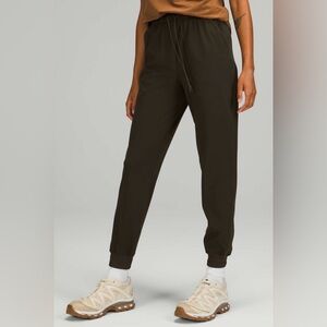 Lululemon Stretch High-Rise Jogger Dark Olive